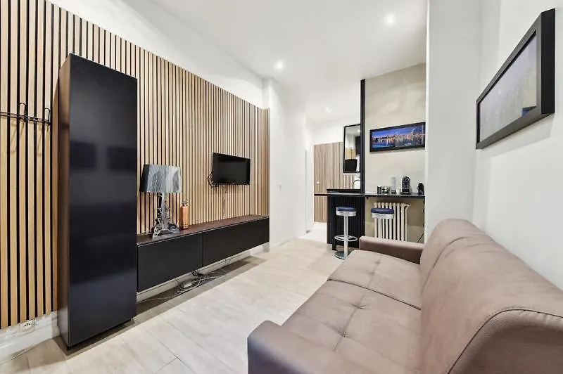 269 Suite Pereire - Superb Apartment In Parijs